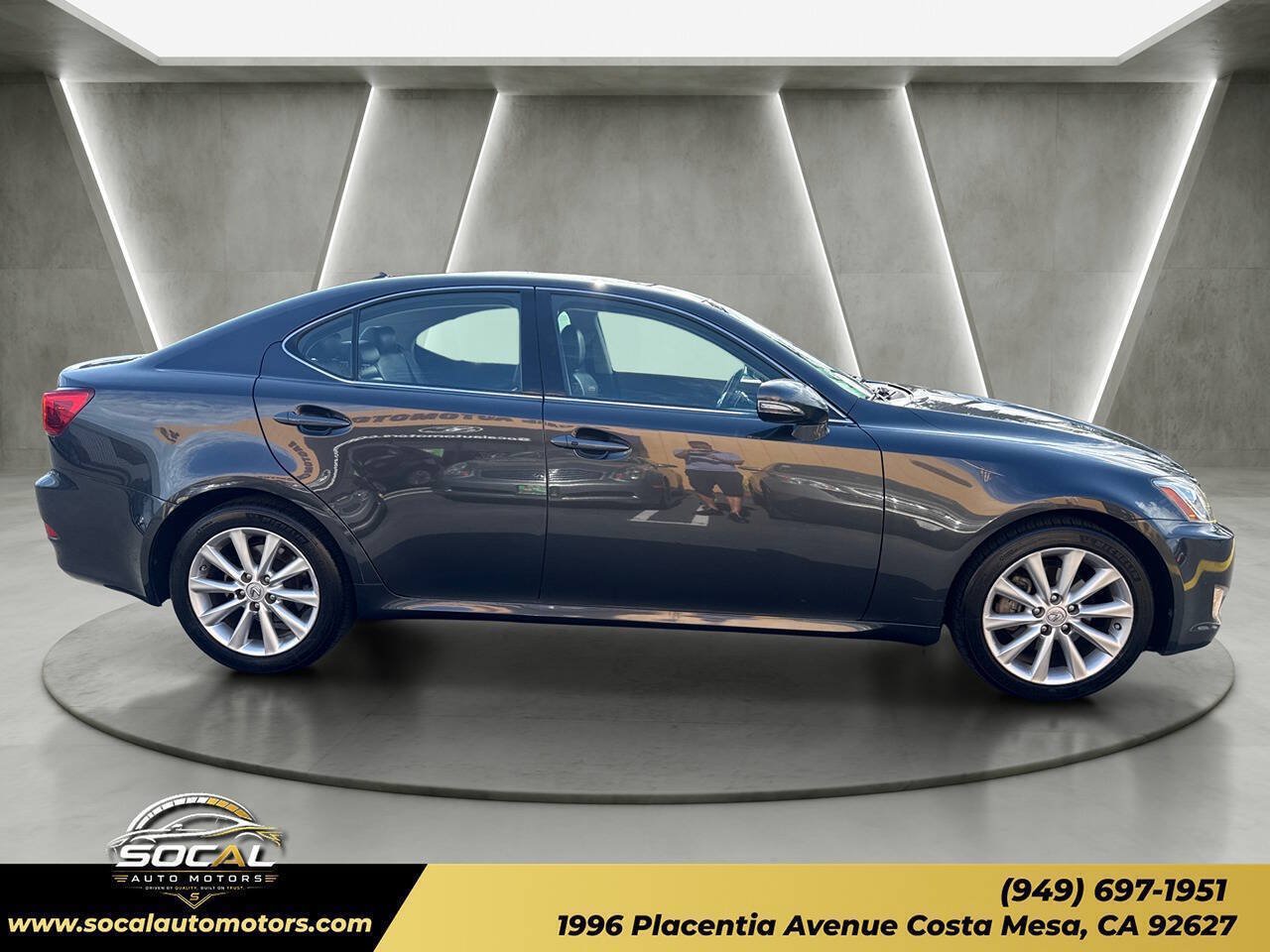 Used 2009 Lexus IS 250 w/ Premium Pkg RWD image 6