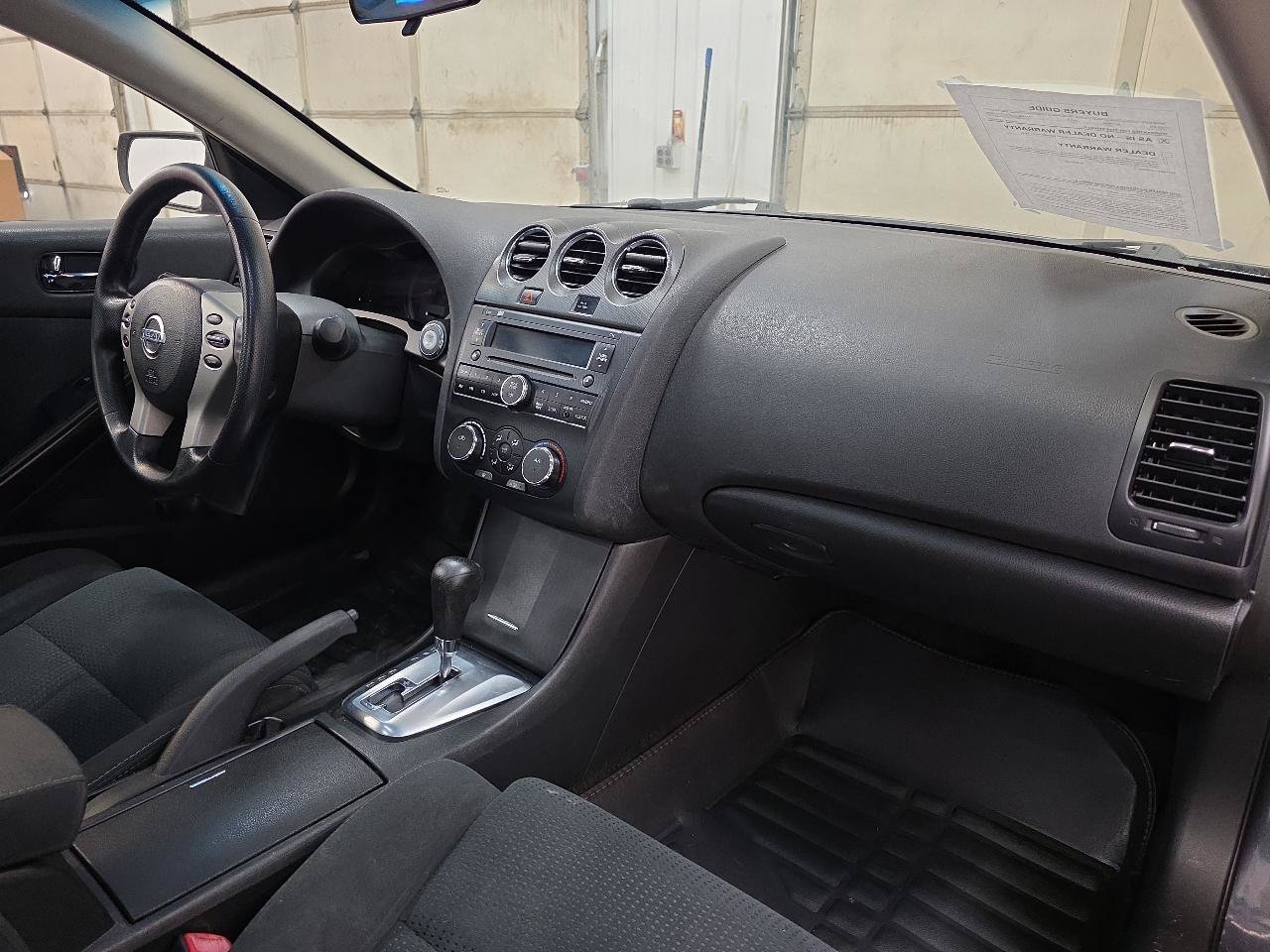 Used 2013 Nissan Altima 2.5 S FWD image 30