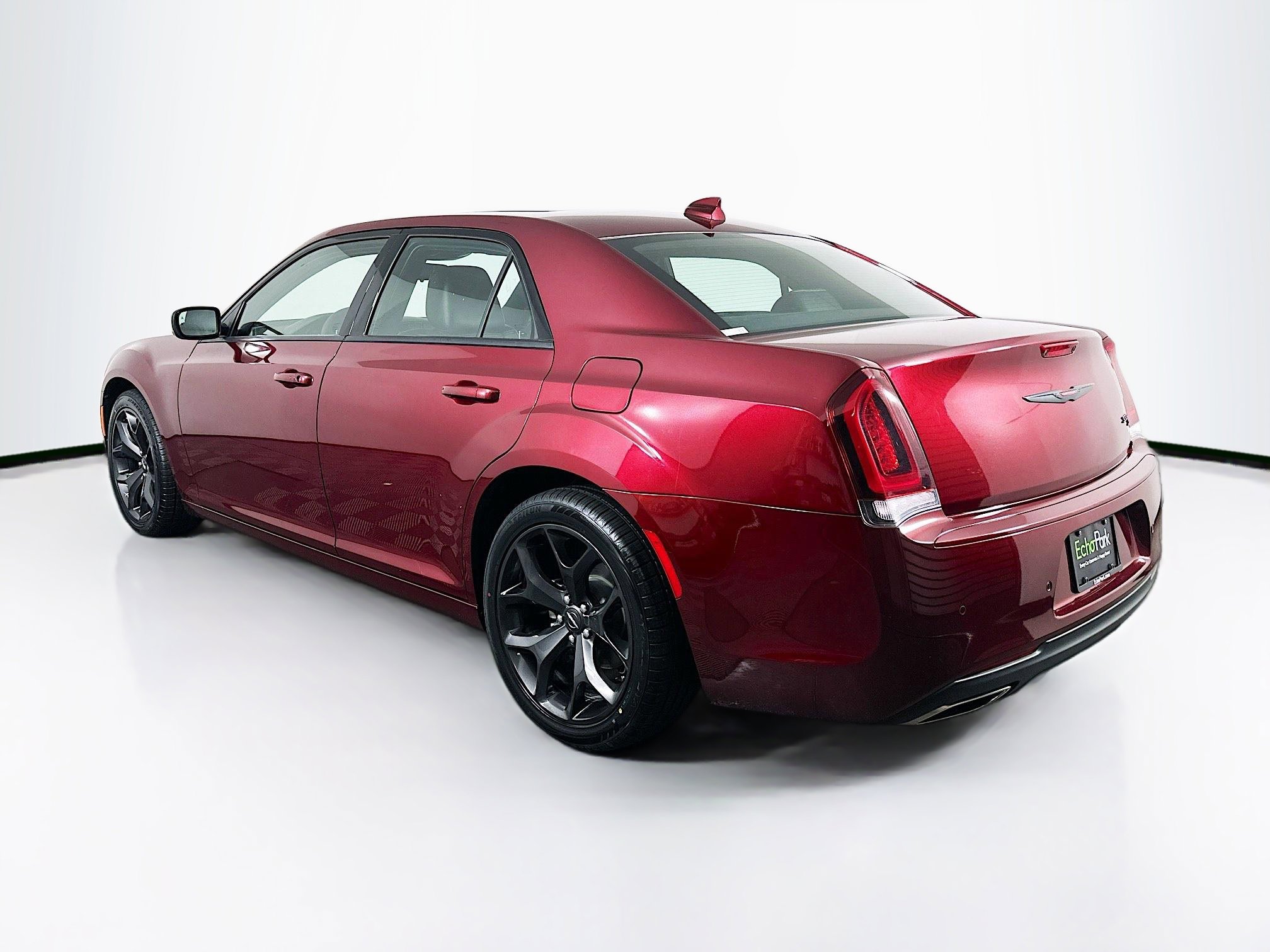 Used 2023 Chrysler 300 S image 5