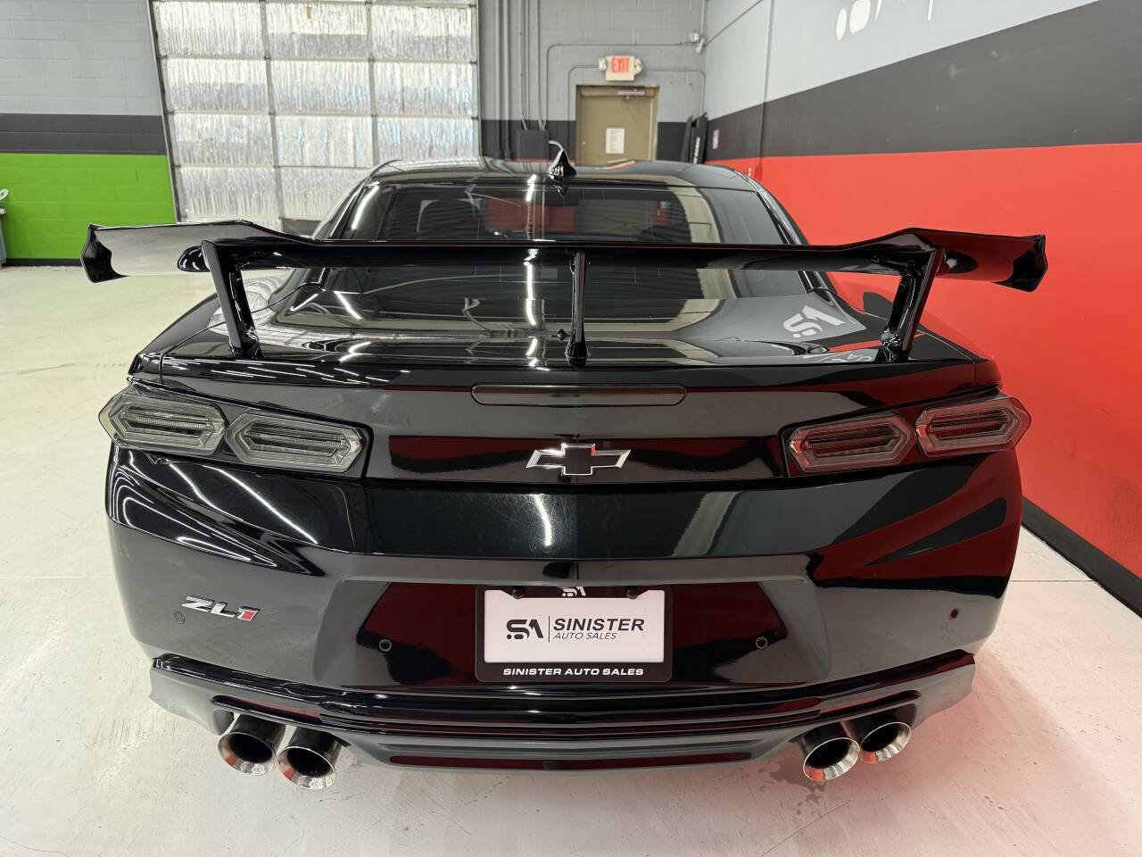 Used 2018 Chevrolet Camaro ZL1 RWD image 19