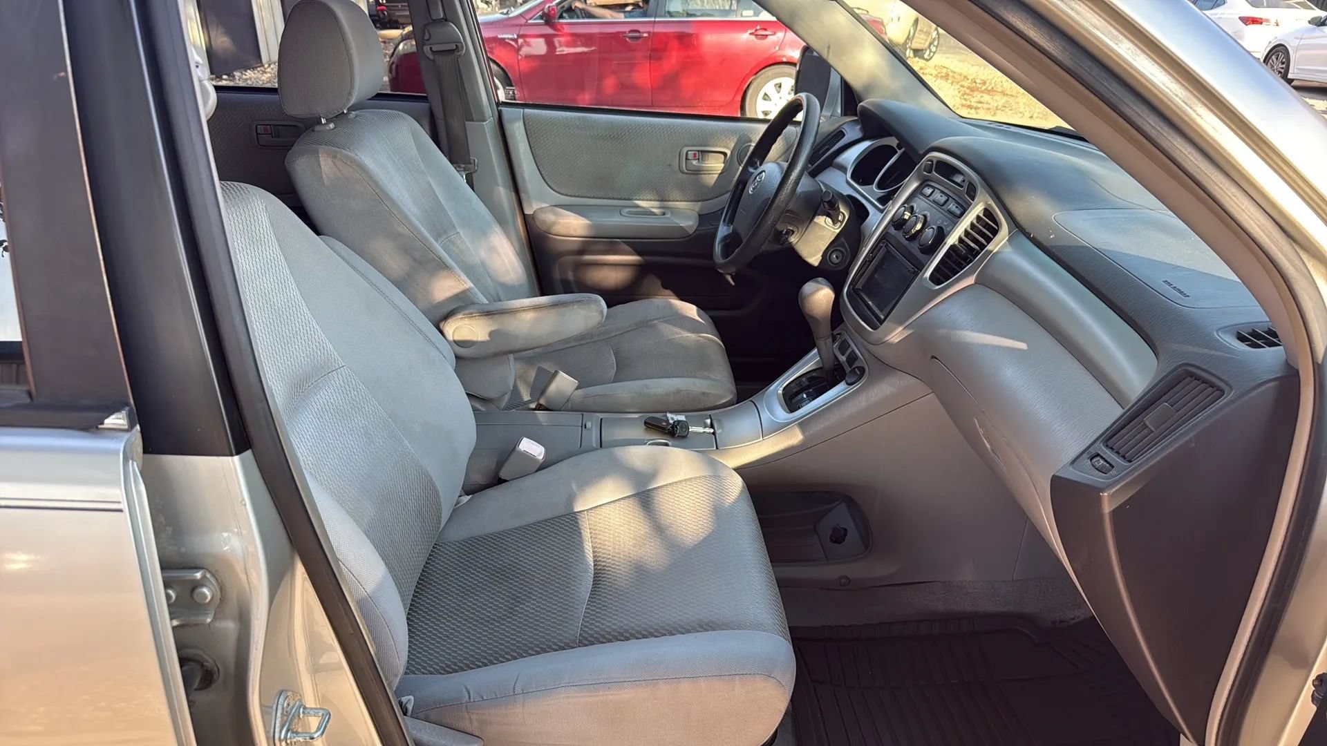 Used 2004 Toyota Highlander 2WD V6 image 25