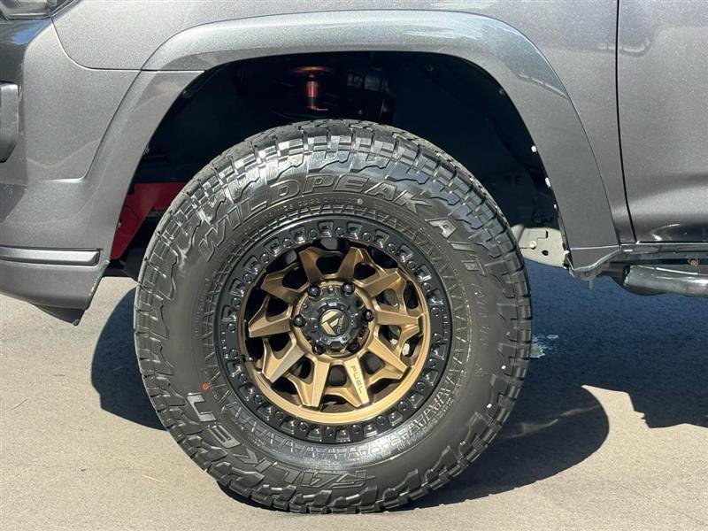 Used 2022 Toyota 4Runner TRD Sport w/ Technology Package AWD/4WD image 2