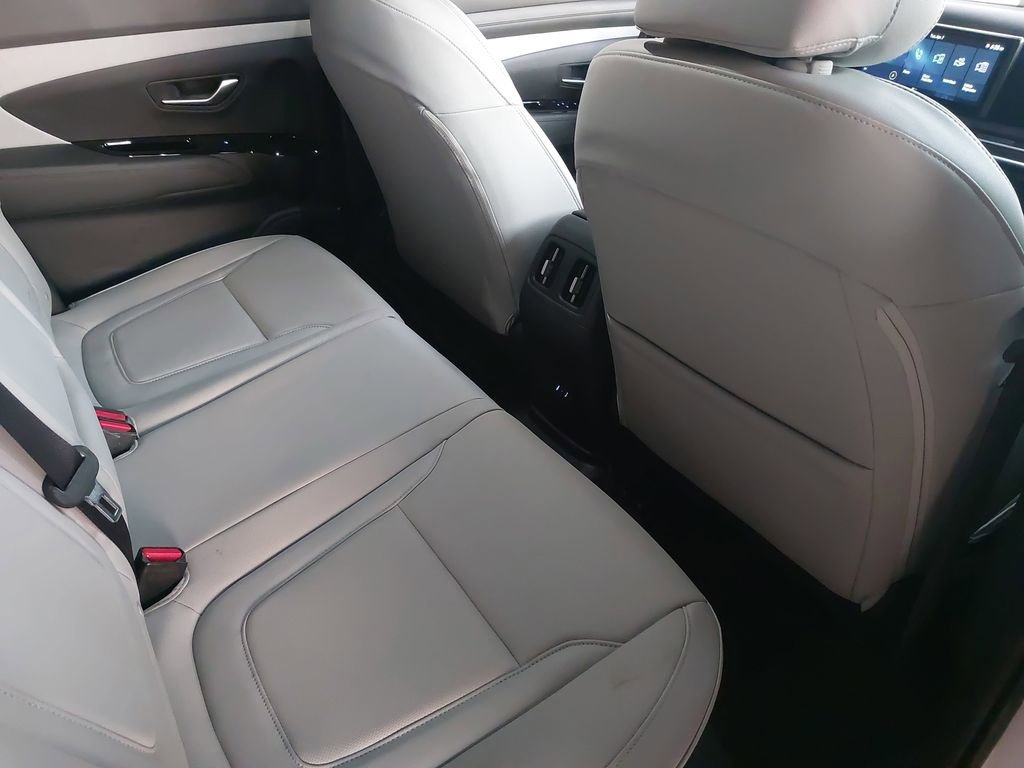 Certified 2025 Hyundai Santa Cruz SEL image 11