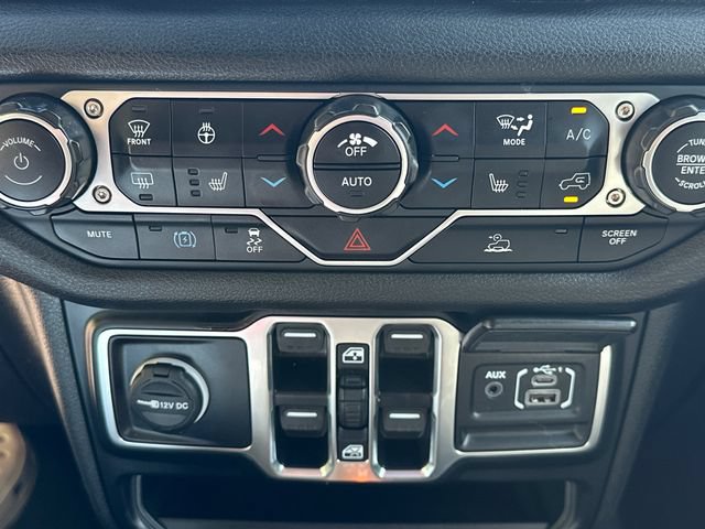 Used 2024 Jeep Wrangler Unlimited w/ Convenience Group AWD/4WD image 31