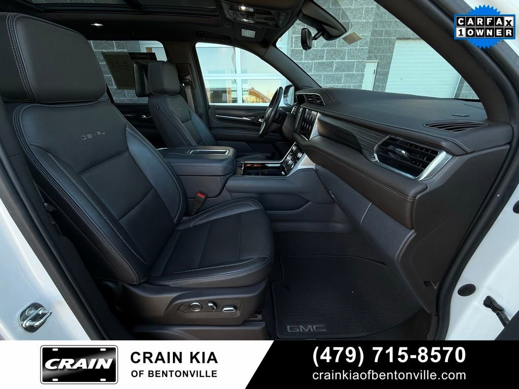 Used 2021 GMC Yukon Denali w/ Denali Premium Package image 33