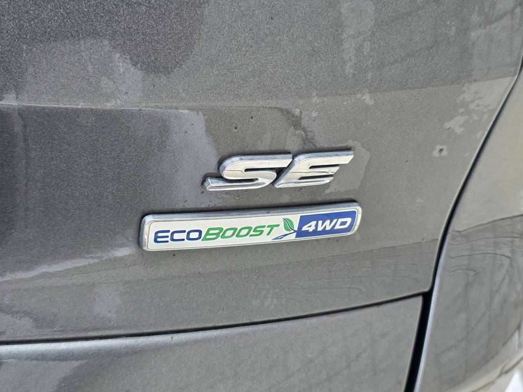 Used 2017 Ford Escape SE image 12