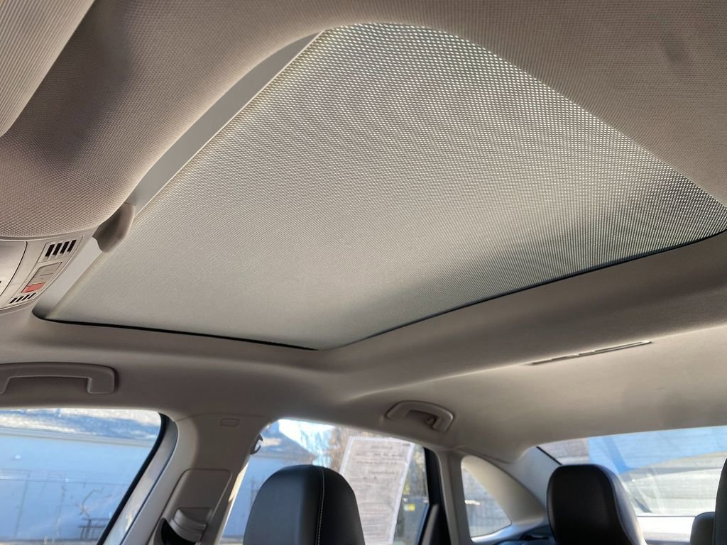 Used 2024 Volkswagen Jetta SEL image 24