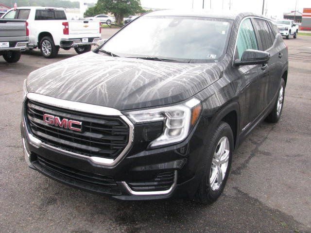 Used 2024 GMC Terrain SLE AWD/4WD image 3