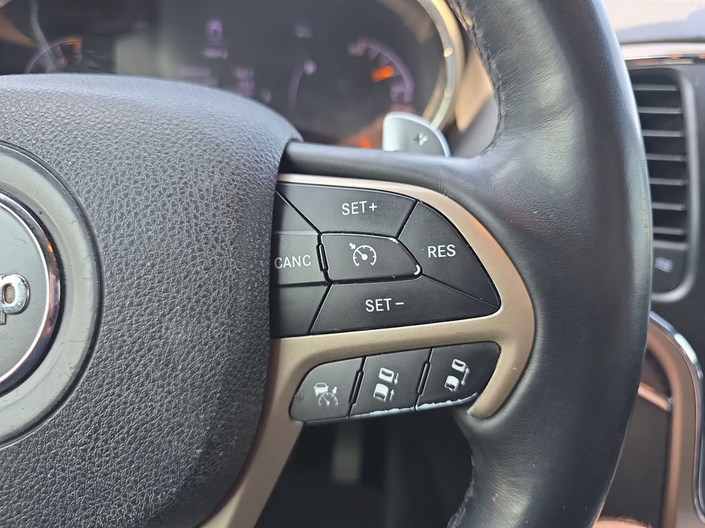 Used 2015 Jeep Grand Cherokee Summit w/ Platinum Series Group RWD image 23