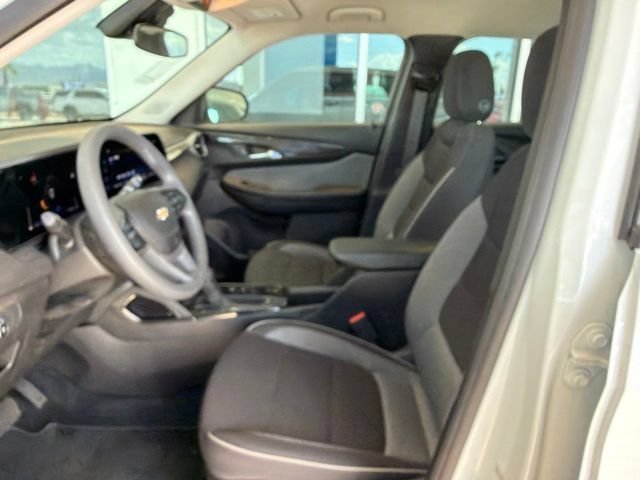 Used 2026 Chevrolet TrailBlazer LS AWD/4WD image 19