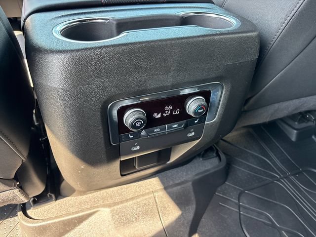 Used 2024 Chevrolet Tahoe RST w/ Luxury Package AWD/4WD image 14