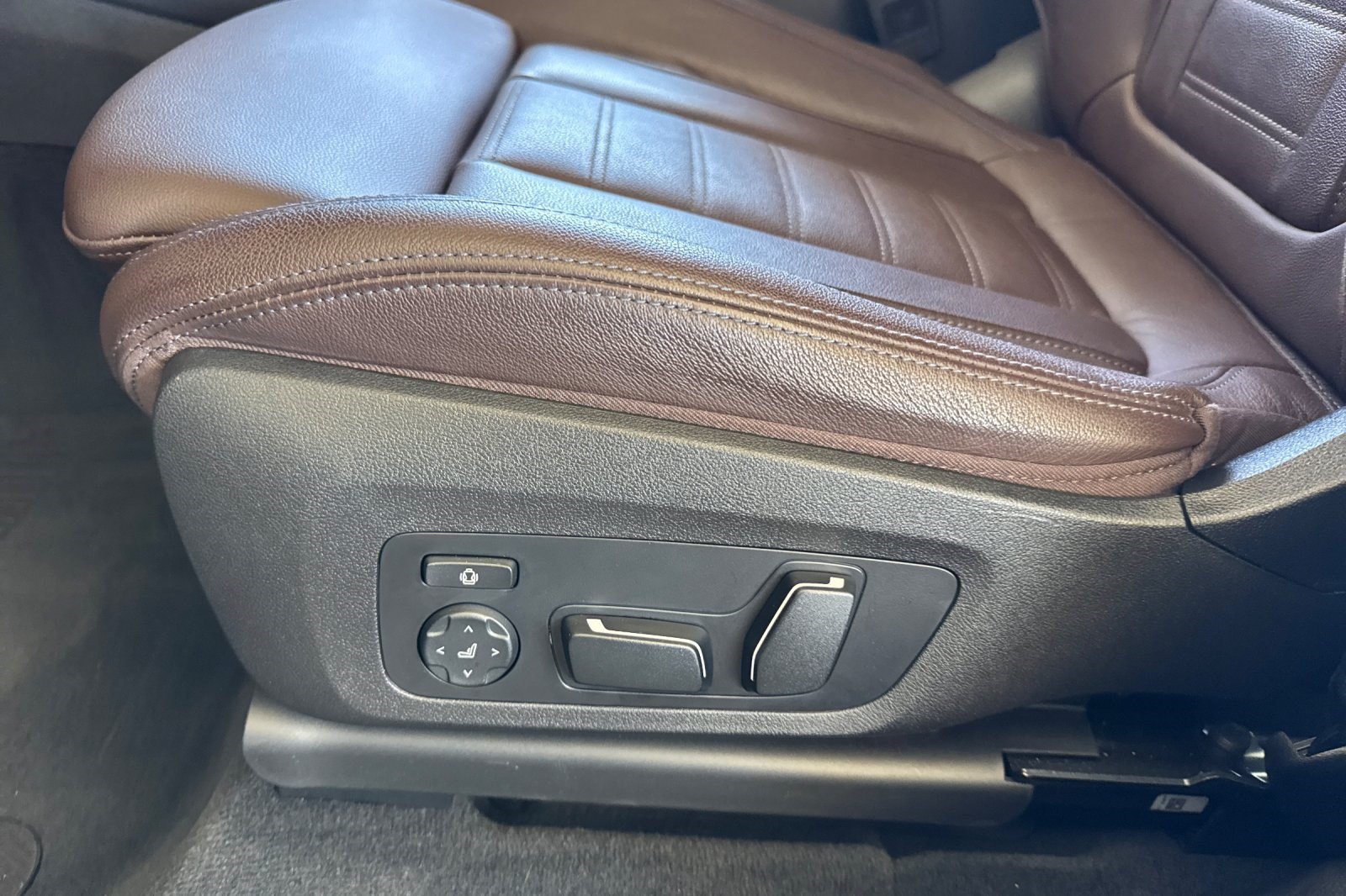 Certified 2024 BMW X3 xDrive30i w/ Premium Package AWD/4WD image 14