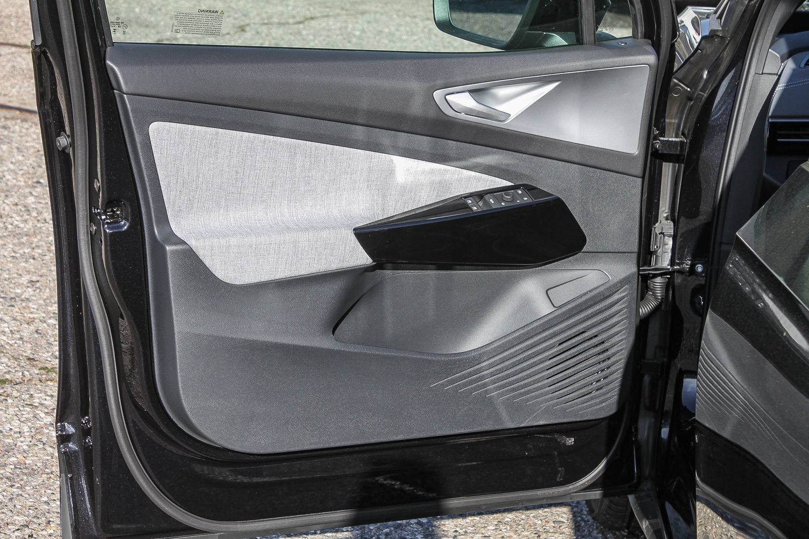 New 2026 Volkswagen ID.4 Pro RWD image 22