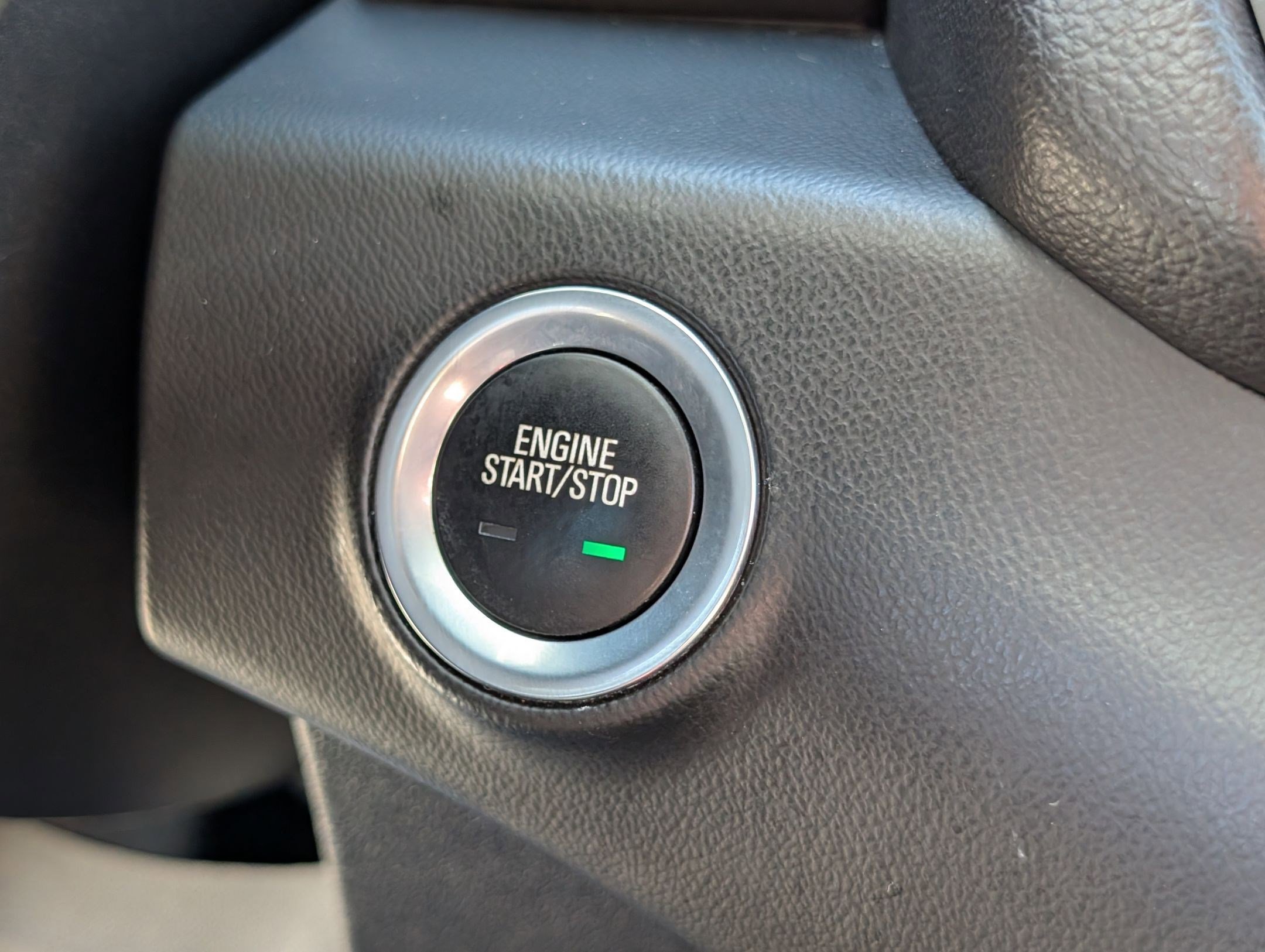 Used 2018 GMC Terrain Denali w/ Comfort Package image 18