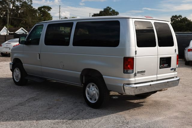 Used 2008 Ford E-350 and Econoline 350 XLT RWD image 8