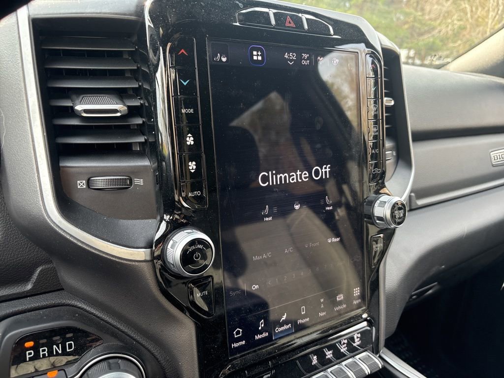 Used 2024 RAM 2500 Big Horn w/ Night Edition image 31