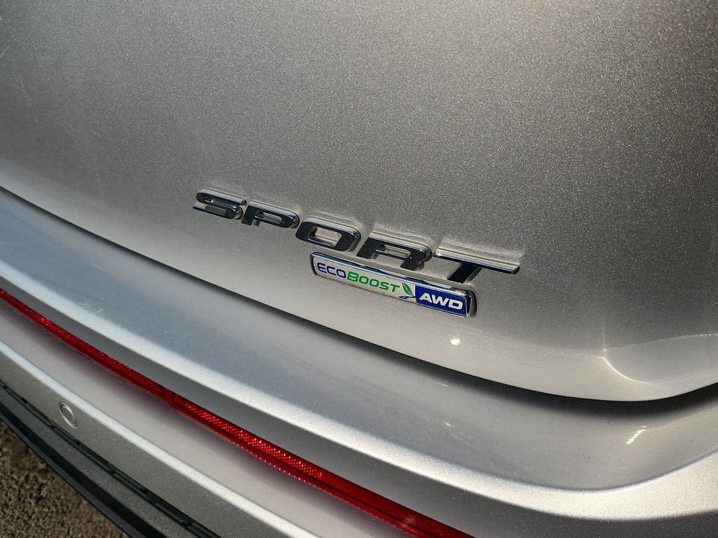 Used 2018 Ford Edge Sport w/ Equipment Group 401A AWD/4WD image 13