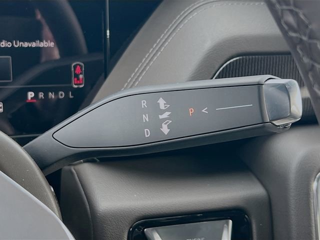 New 2026 GMC Yukon Elevation image 12