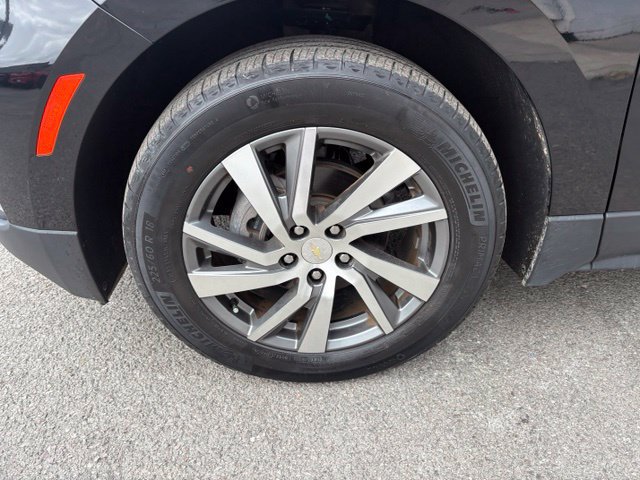 Used 2023 Chevrolet Equinox LT FWD image 13