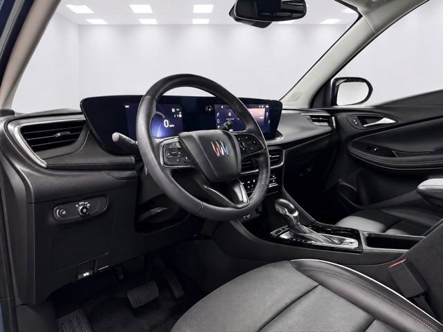 Used 2024 Buick Encore GX Avenir w/ Avenir Convenience Package FWD image 8