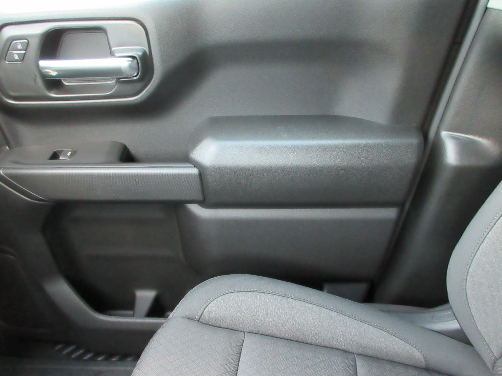 New 2026 Chevrolet Silverado 1500 Custom w/ Turbomax Blackout Package AWD/4WD image 32