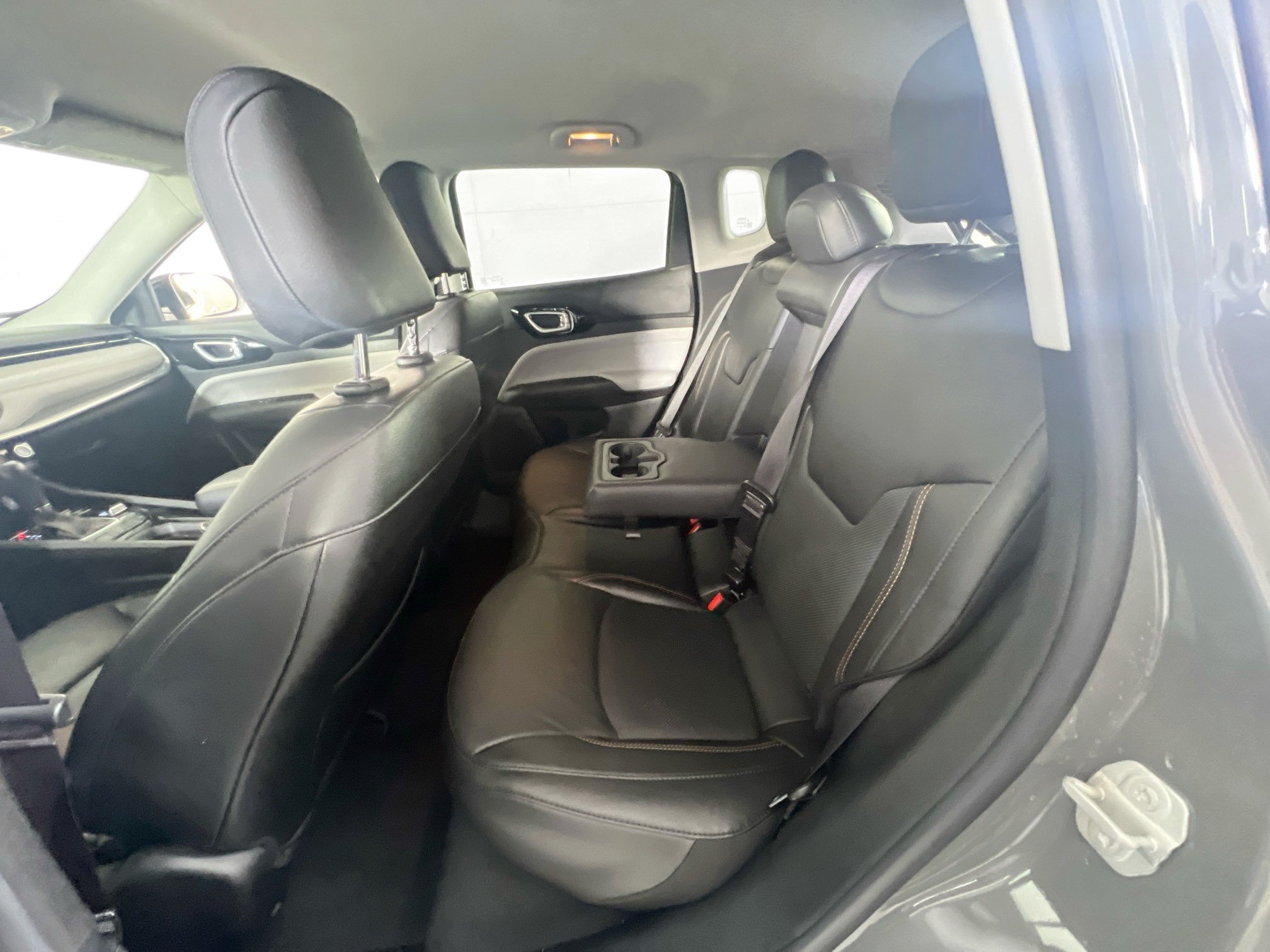 Used 2022 Jeep Compass Limited w/ Elite Group AWD/4WD image 24