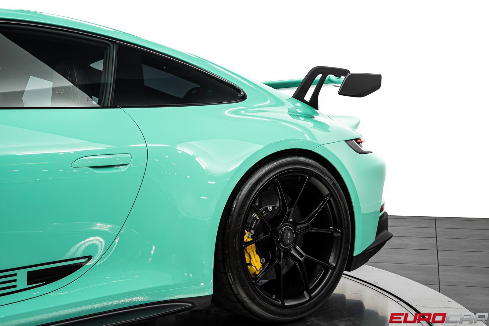 Used 2022 Porsche 911 GT3 RWD image 17