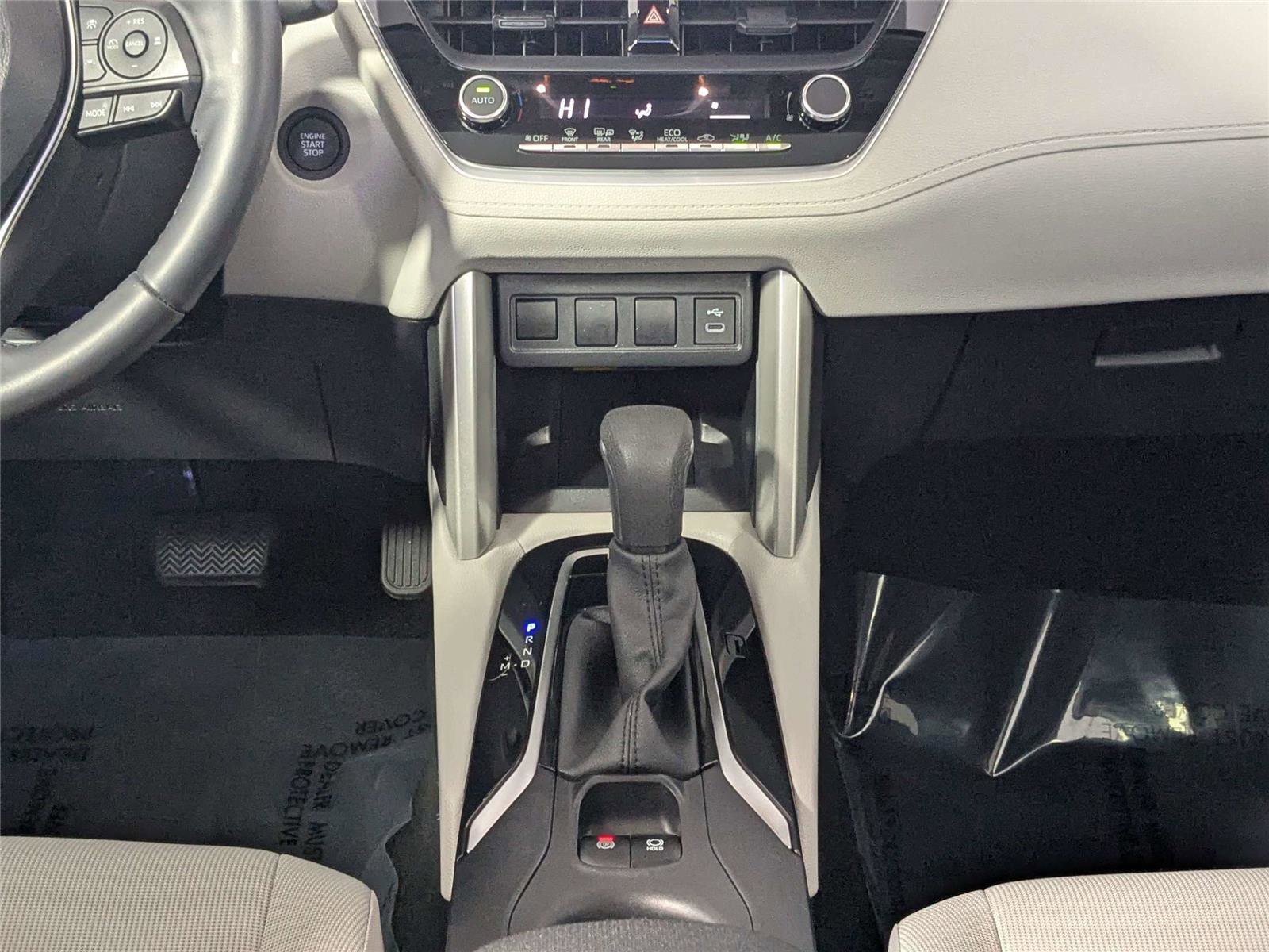 Certified 2024 Toyota Corolla Cross LE w/ Moonroof Package image 22