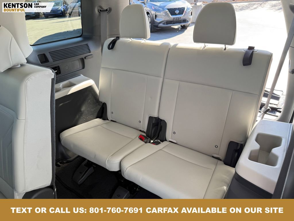 Used 2025 Hyundai Santa Fe SEL image 31