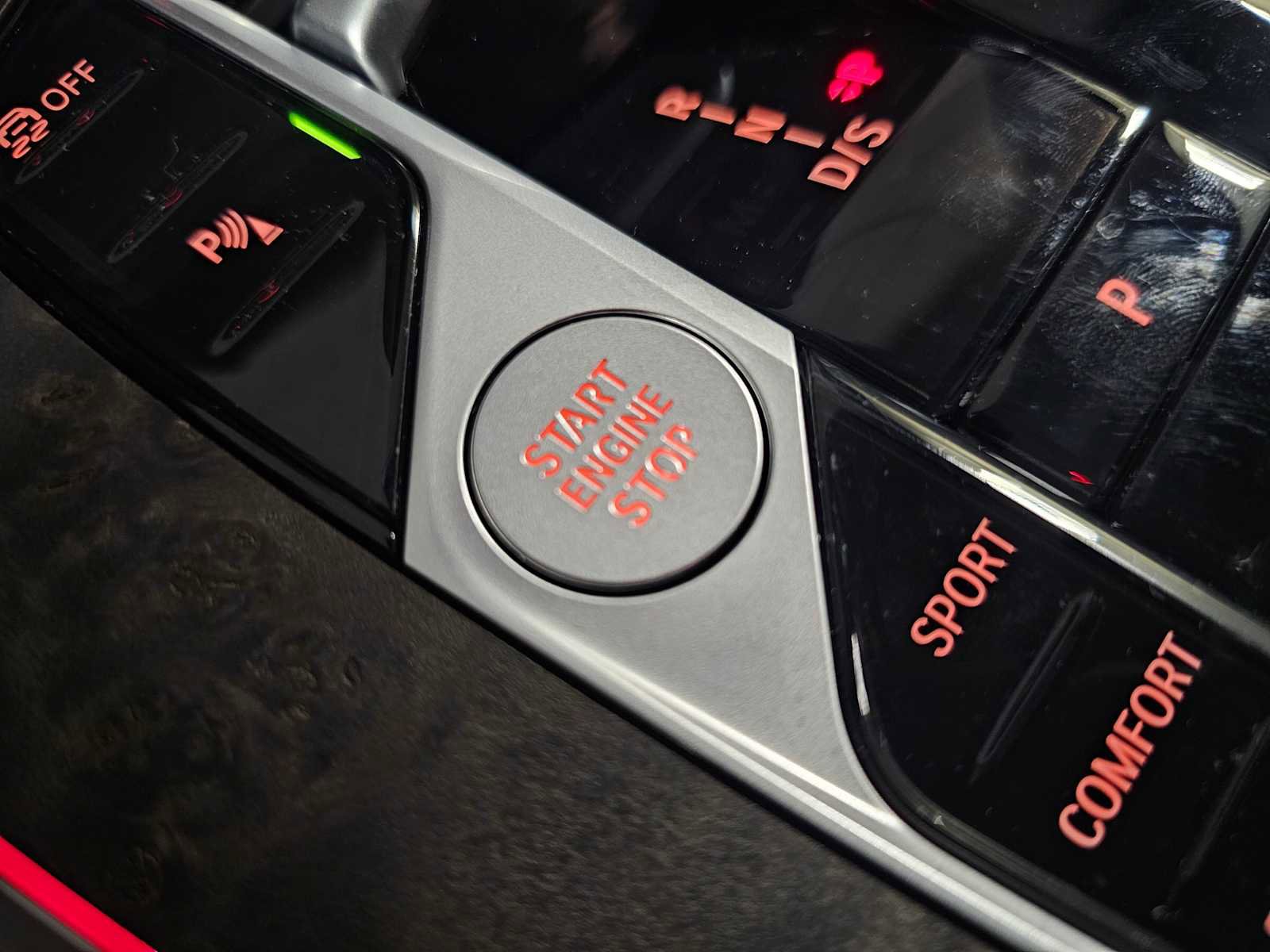 Used 2026 BMW X7 xDrive40i w/ M Sport Package AWD/4WD image 29