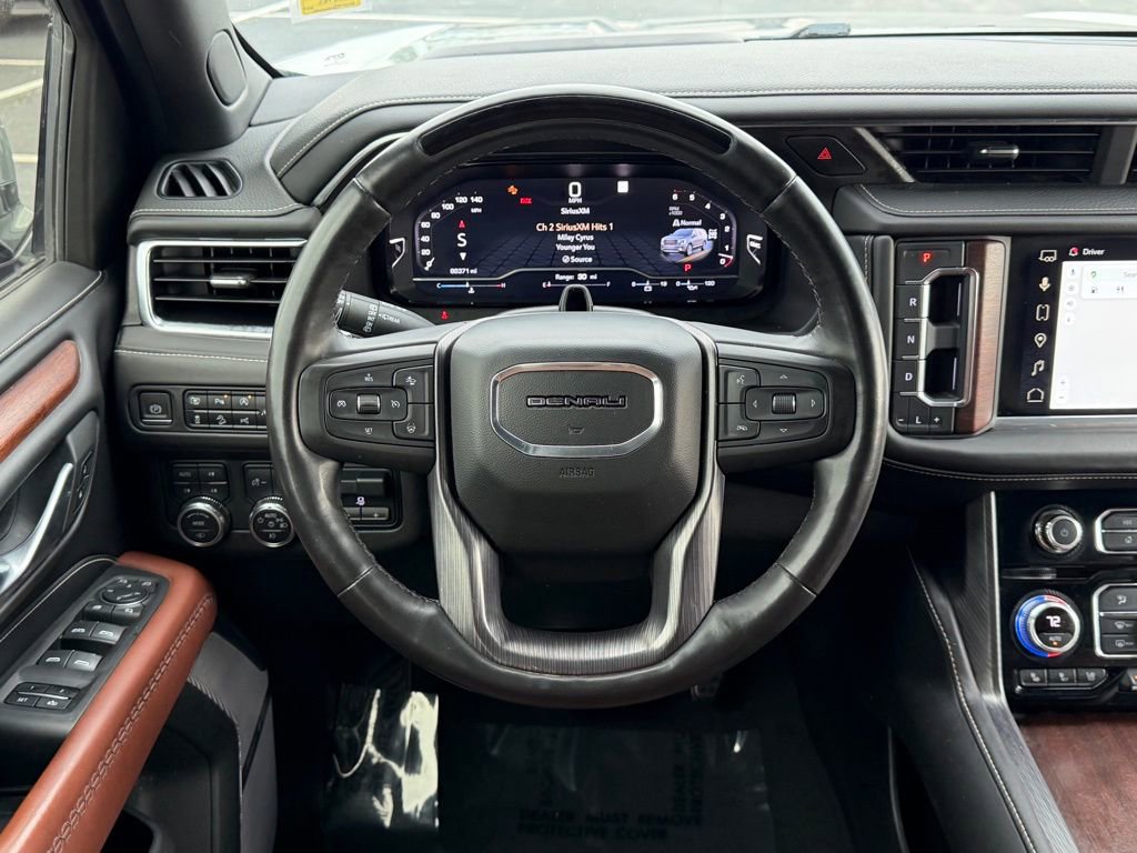 Used 2023 GMC Yukon XL Denali Ultimate image 33