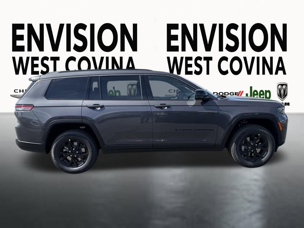 New 2026 Jeep Grand Cherokee L 4WD image 12