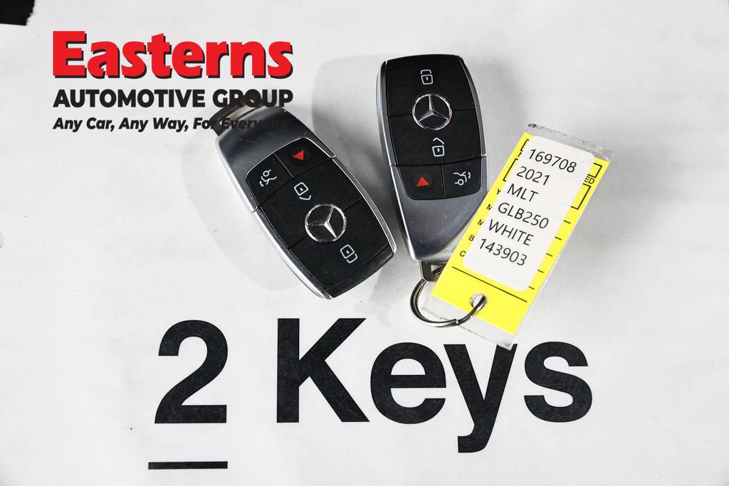 Used 2021 Mercedes-Benz GLB 250 4MATIC image 28