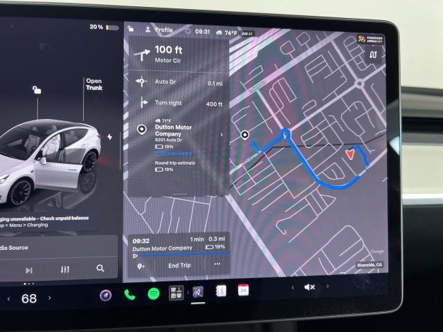 Used 2023 Tesla Model Y Long Range AWD/4WD image 14