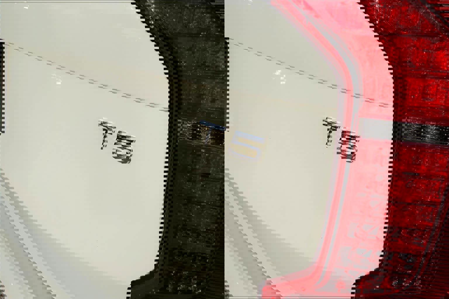 Used 2017 Volvo XC90 T5 Momentum w/ Vision Package image 10