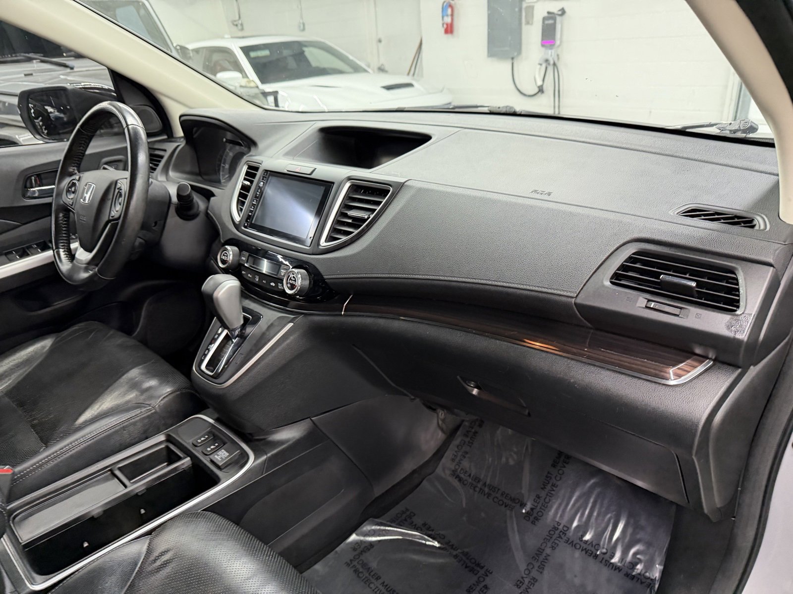 Used 2016 Honda CR-V Touring image 18