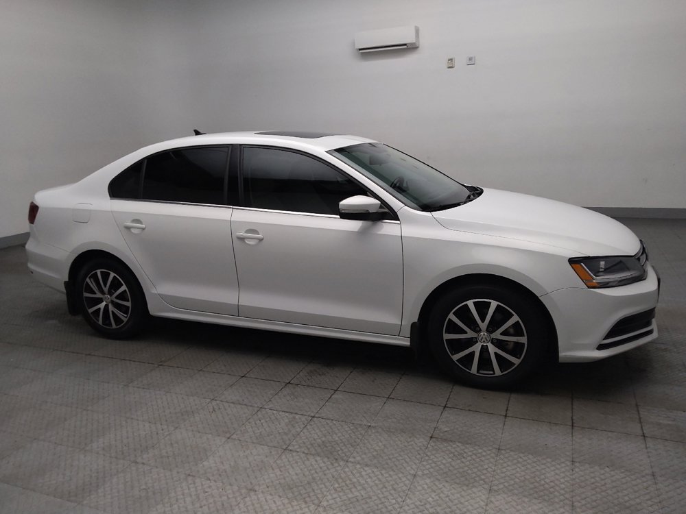 Used 2017 Volkswagen Jetta SE FWD image 11
