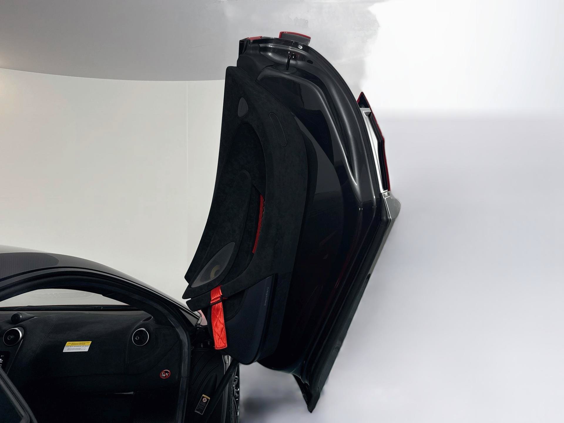 Used 2020 McLaren 620R RWD image 62