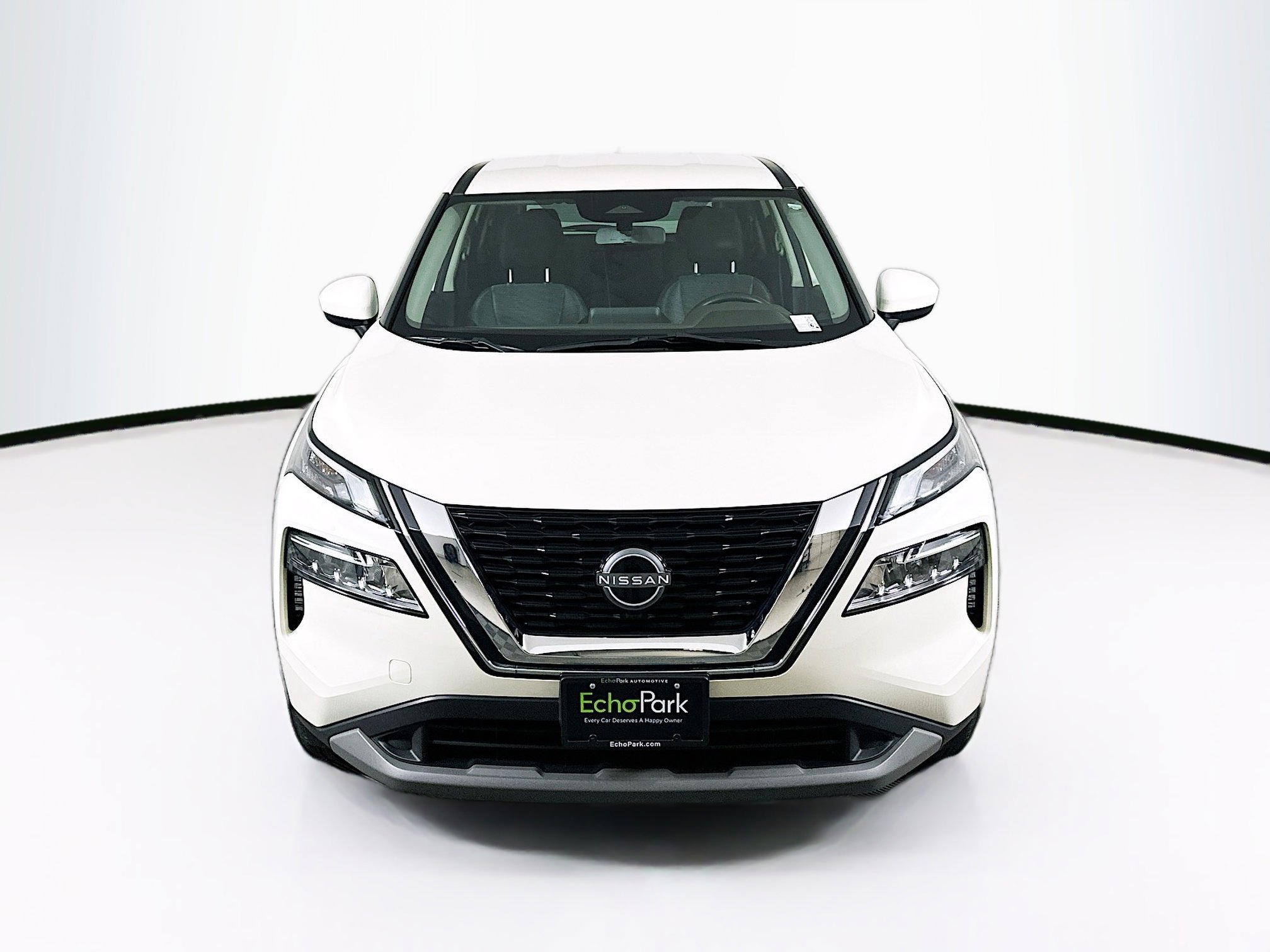 Used 2023 Nissan Rogue SV AWD/4WD image 2