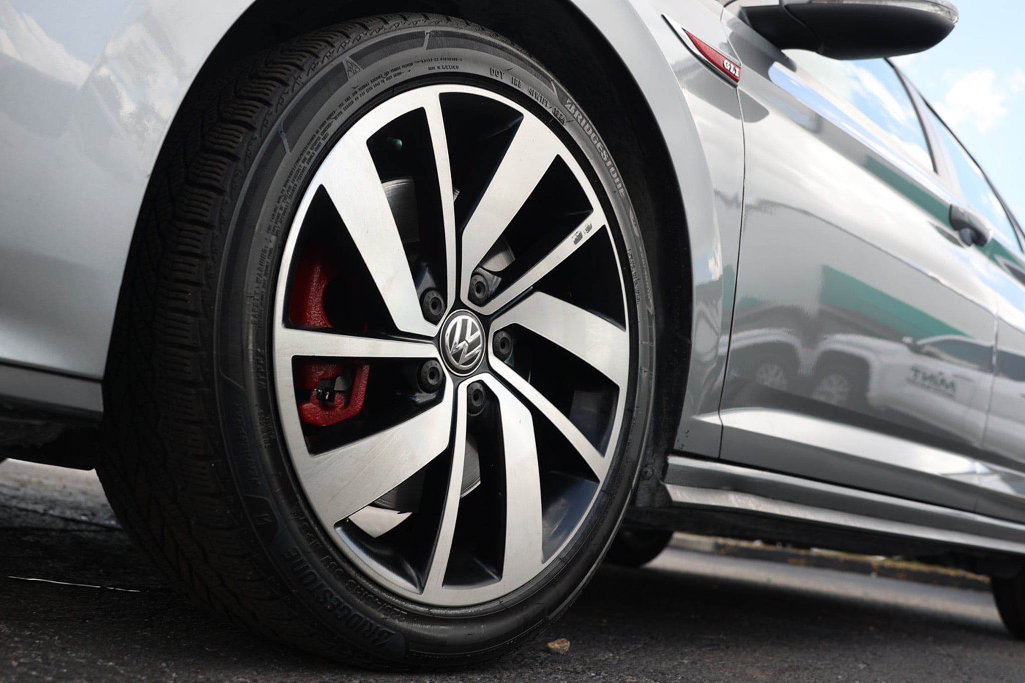 Used 2020 Volkswagen Jetta GLI FWD image 37