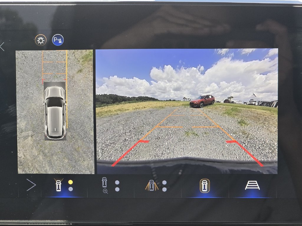 Used 2026 Chevrolet Equinox RS w/ Convenience Package III FWD image 26