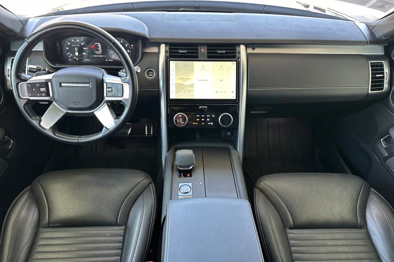 Used 2022 Land Rover Discovery S R-Dynamic AWD/4WD image 16