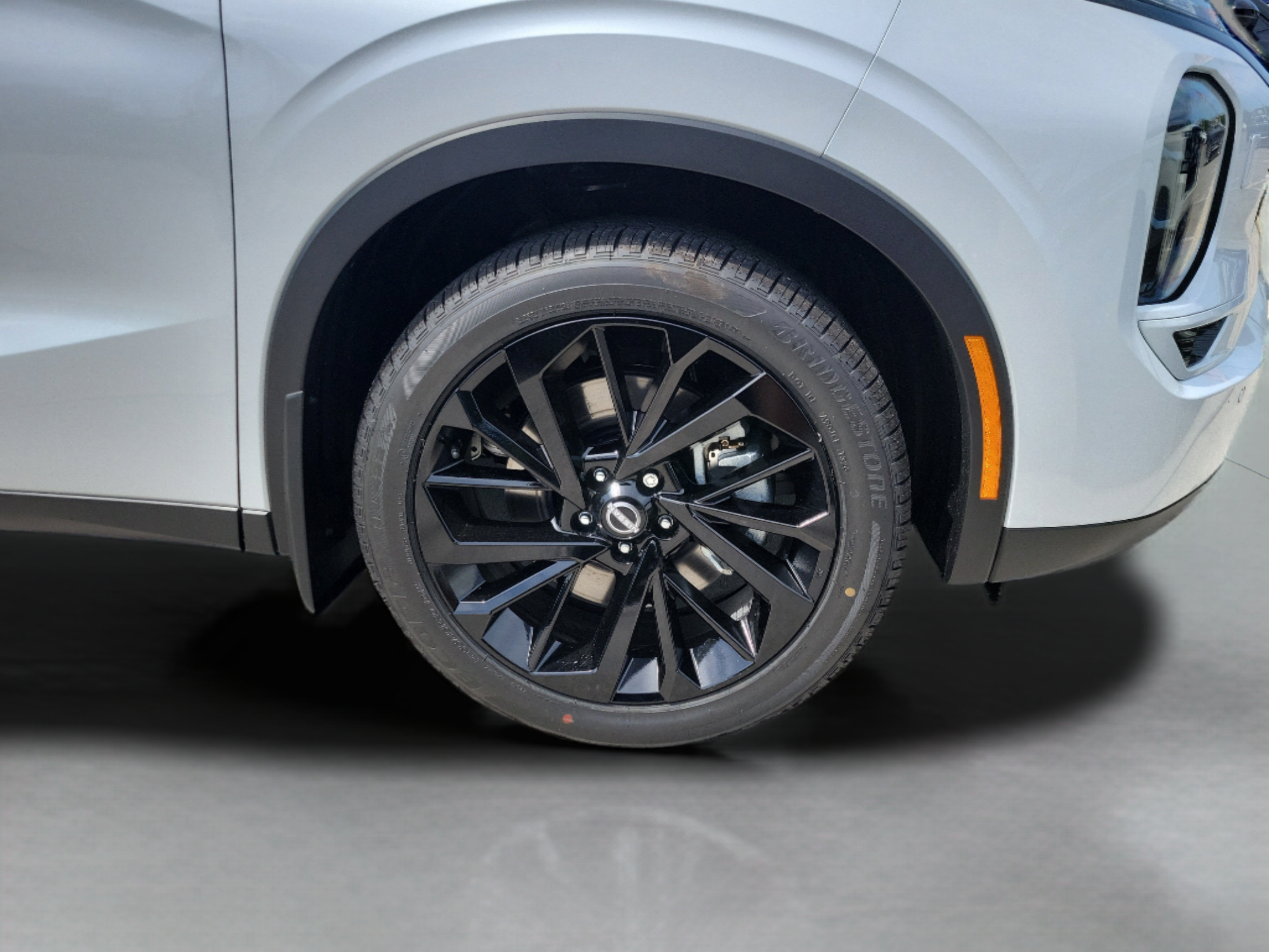 New 2026 Nissan Rogue SL AWD/4WD image 9
