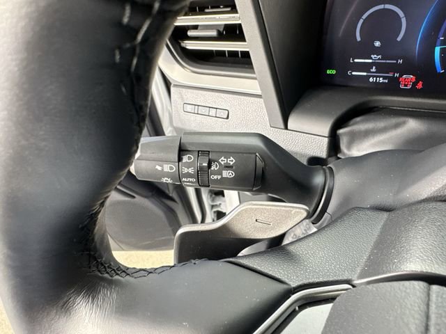 Used 2025 Lexus GX 550 w/ Cold Area Package image 16