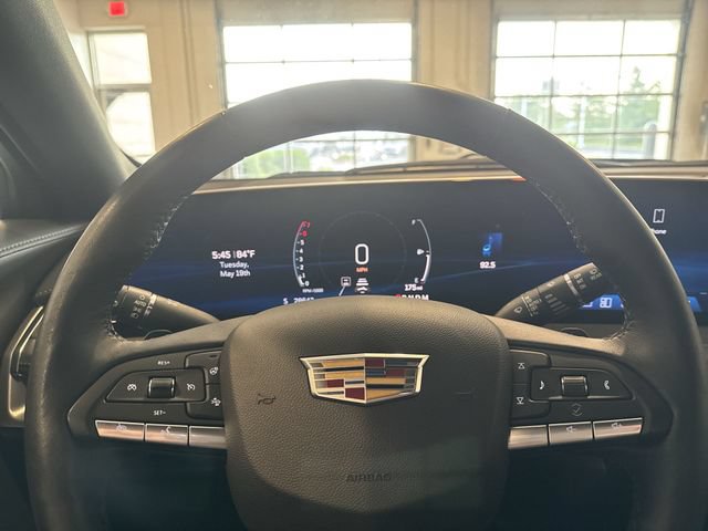 Certified 2025 Cadillac XT4 Premium Luxury w/ Cold Weather Package FWD image 16