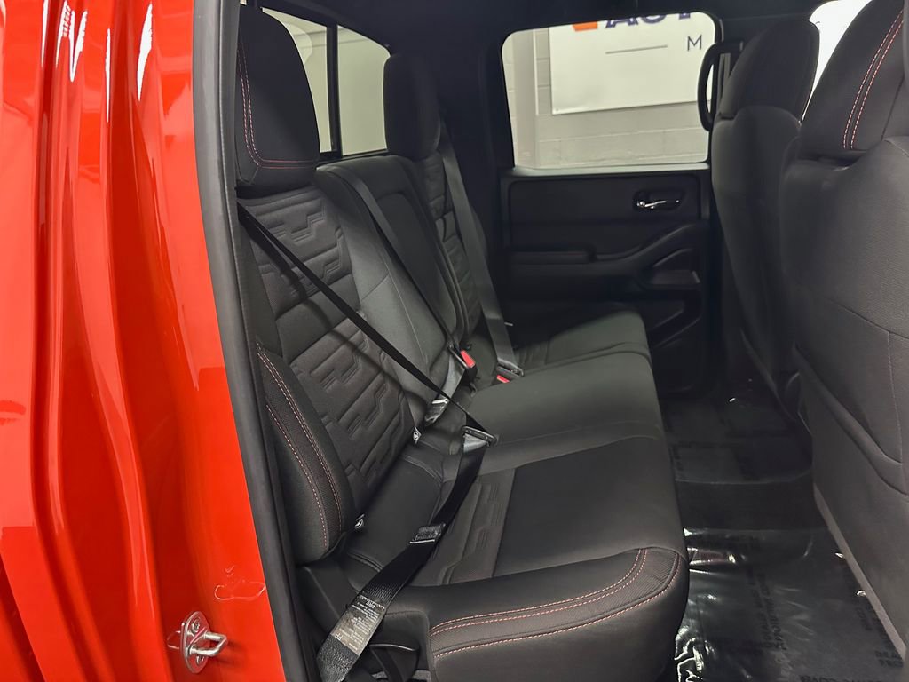 Used 2025 Nissan Frontier PRO-4X w/ Tow Package AWD/4WD image 21