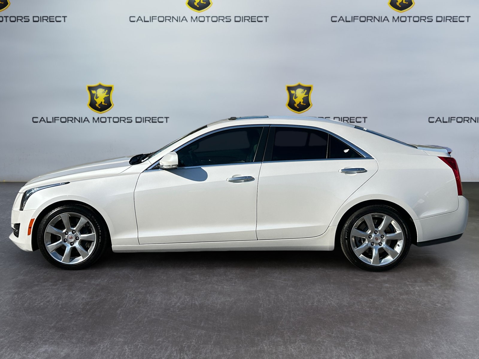 Used 2015 Cadillac ATS Luxury w/ Sun And Sound Package RWD image 2