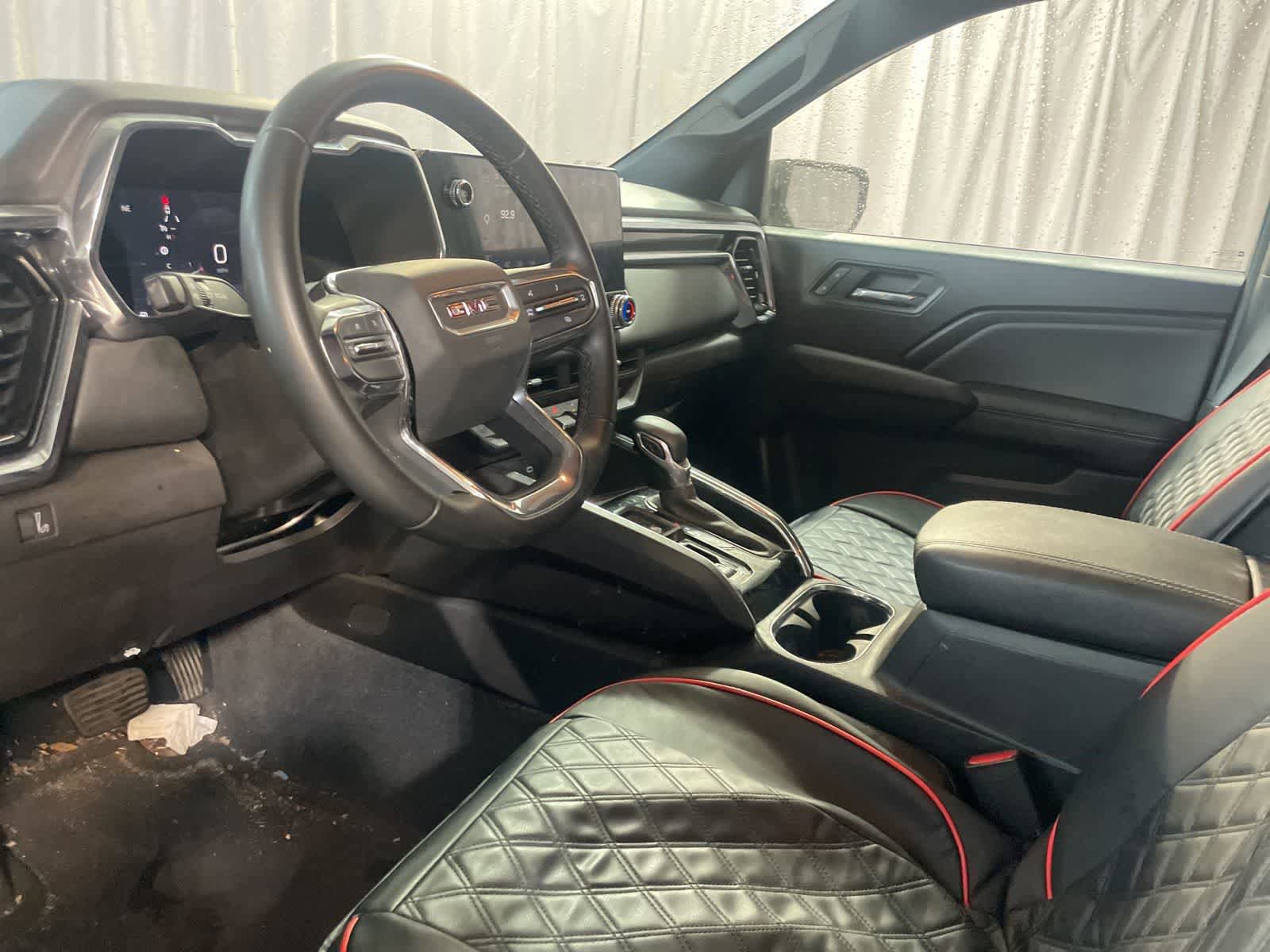 Used 2023 GMC Canyon Elevation image 19