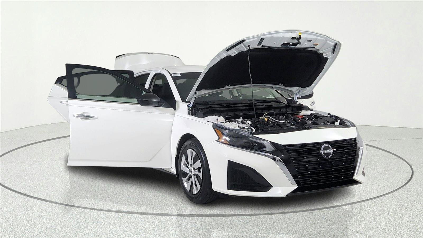 Certified 2024 Nissan Altima 2.5 S FWD image 7
