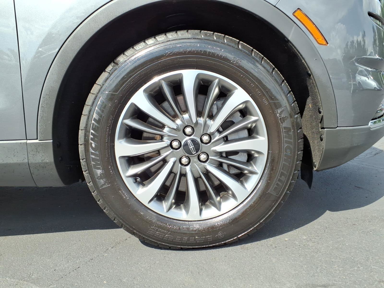 Certified 2021 Lincoln Nautilus Reserve AWD/4WD image 9